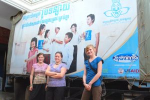 Haley, Shannon and Stephanie with Hydrologic's delivery truck